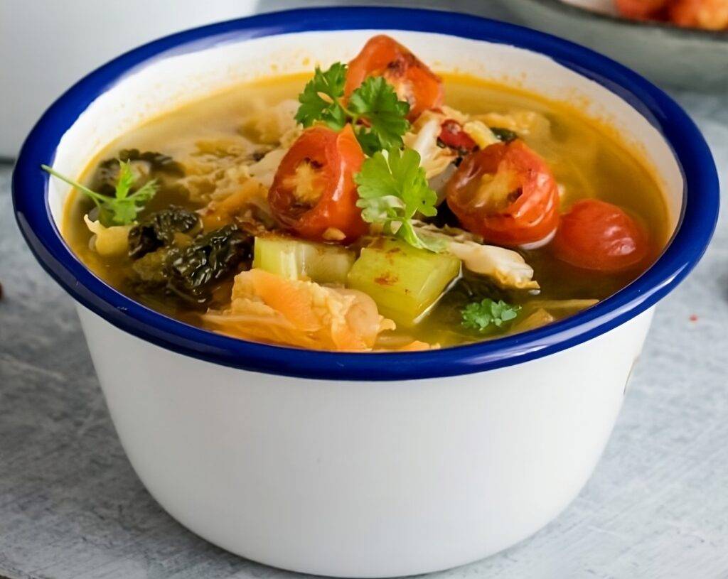 Cabbage soup for stomach health.